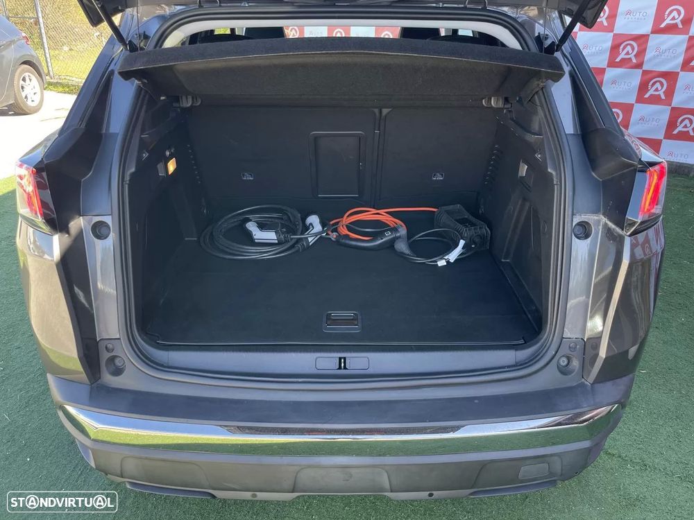 Peugeot 3008 1.6 Hybrid Allure Pack e-EAT8 - 28
