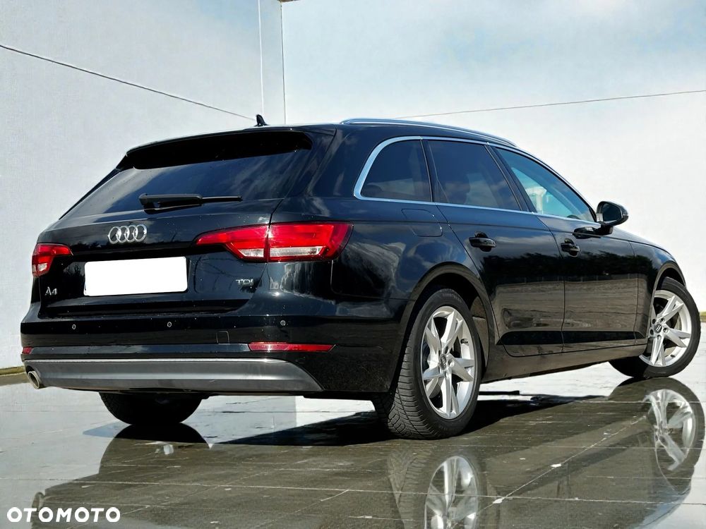 Audi A4 Avant 2.0 TDI - 16