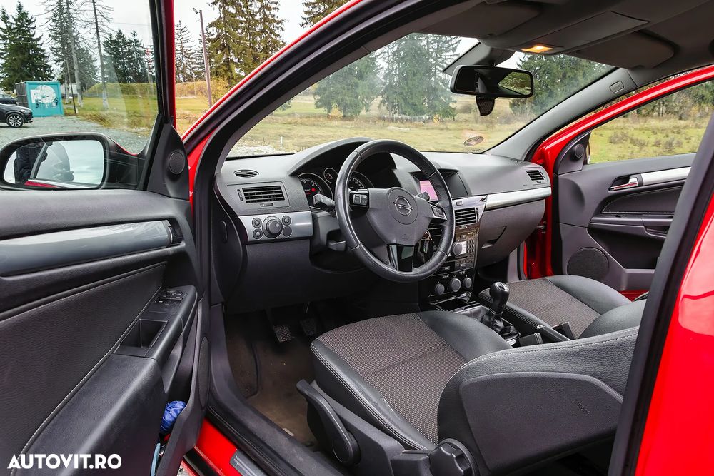 Opel Astra GTC 1.7 CDTI Sport - 10