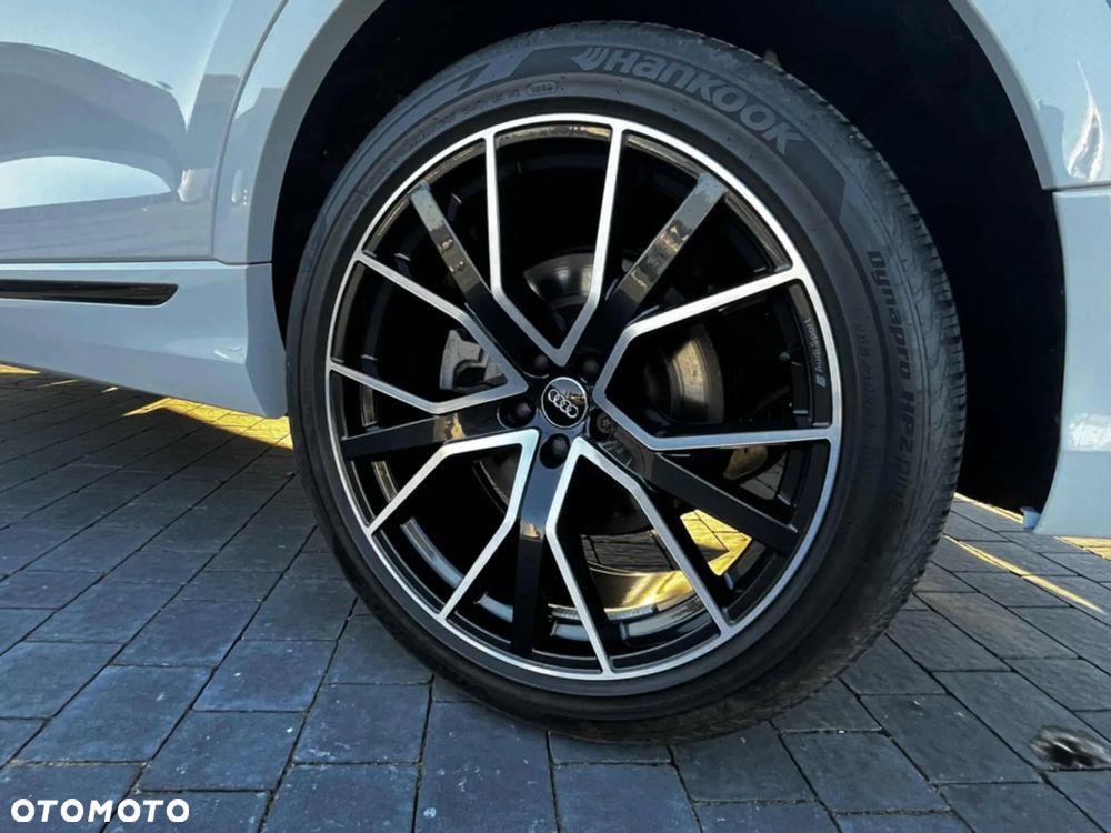 Audi Q8 SUV TFSI quattro 250 kW tiptronic S line business - 39