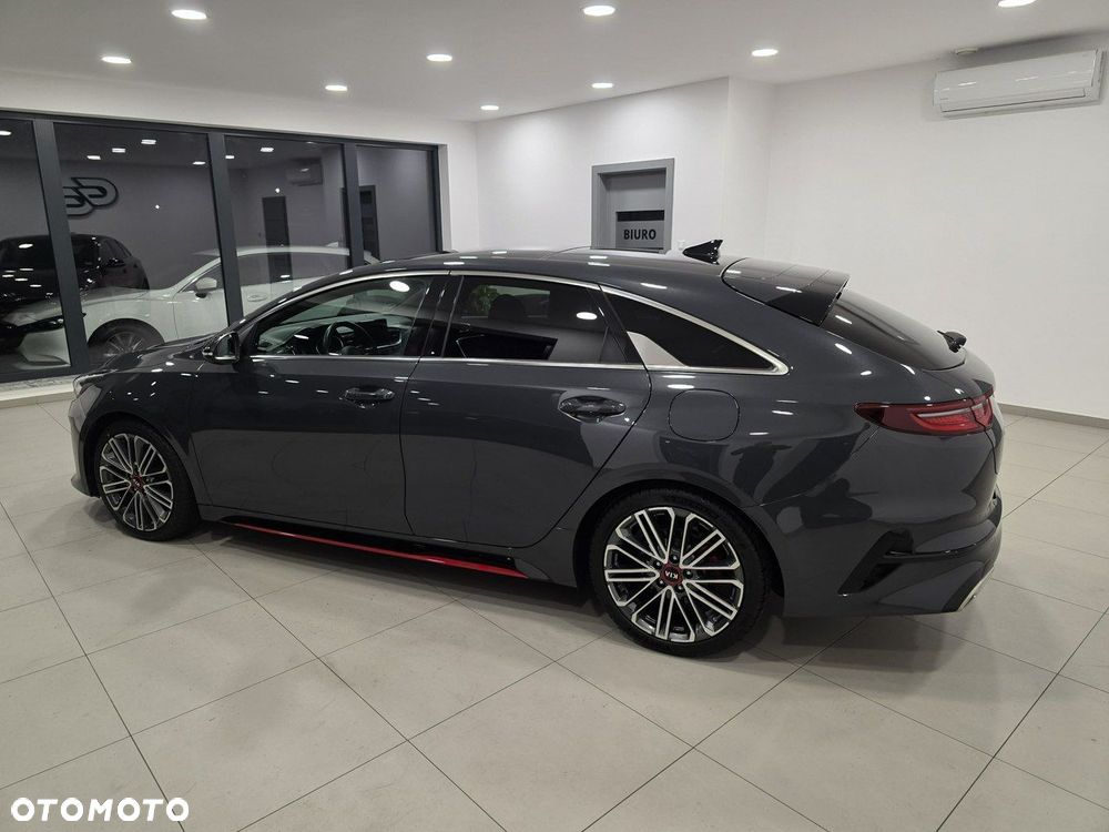 Kia ProCeed 1.6 T-GDI GT DCT - 6
