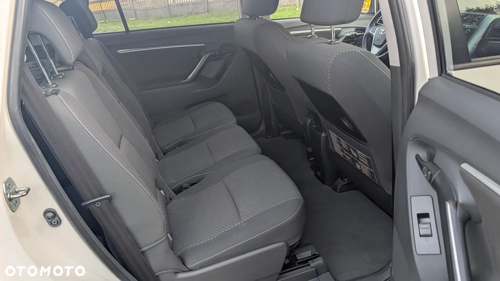 Toyota Verso 1.6 7-Sitzer Comfort - 11