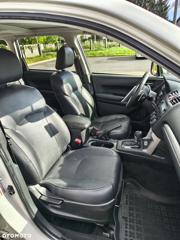 Subaru Forester 2.0 XT Comfort Lineartronic - 17