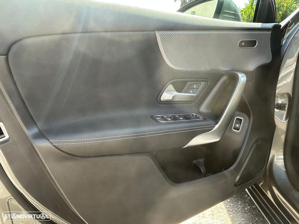 Mercedes-Benz A 250 e 8G-DCT Edition 2021 - 20