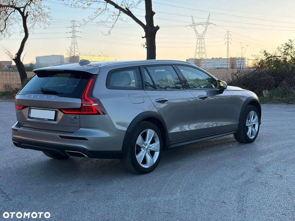Volvo V60 Cross Country T5 AWD Geartronic Pro - 5