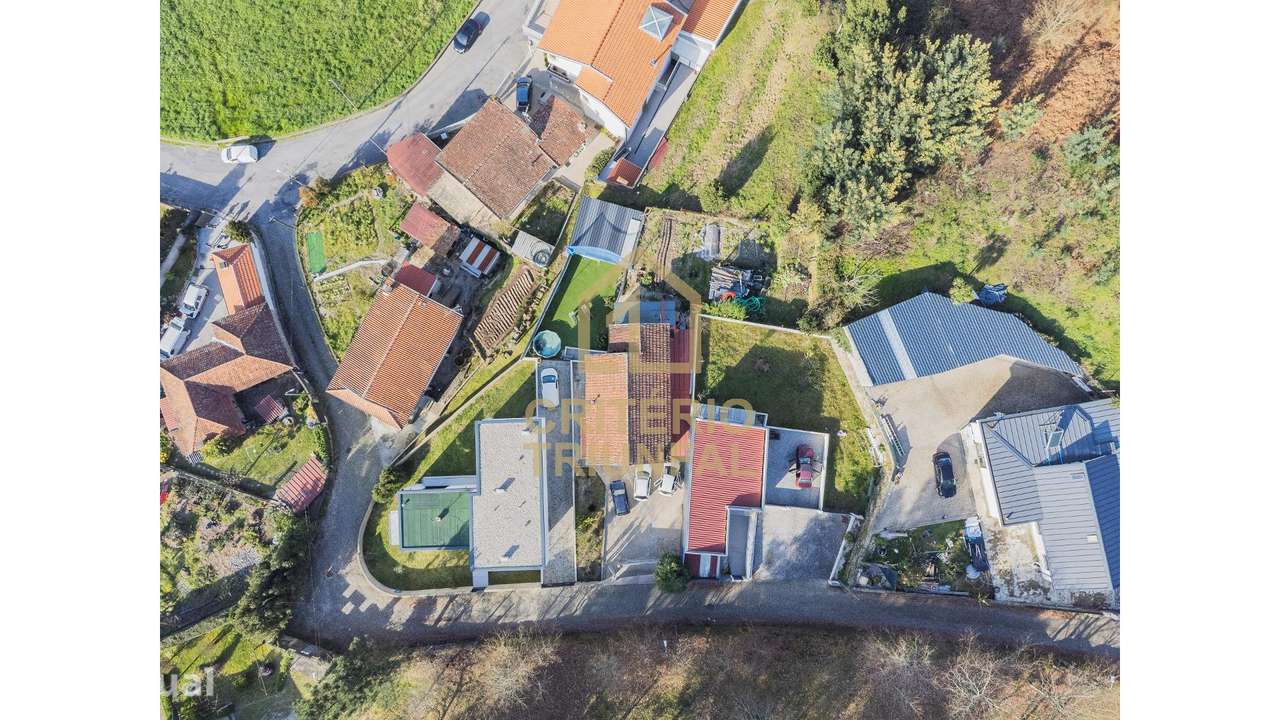 Moradia Isolada T4 em Nespereira - Grande imagem: 3/48