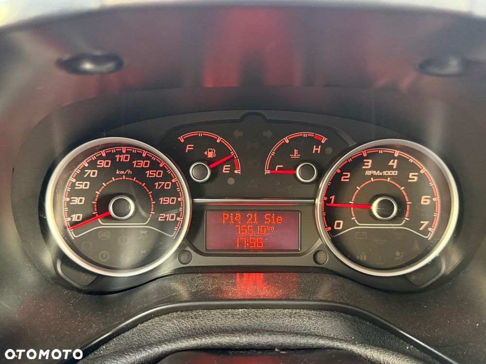 Fiat Doblo - 17