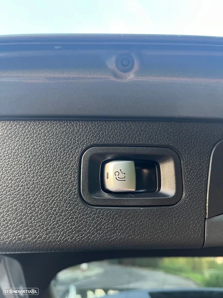 Mercedes-Benz GLC 350 e 4Matic 7G-TRONIC AMG Line - 13