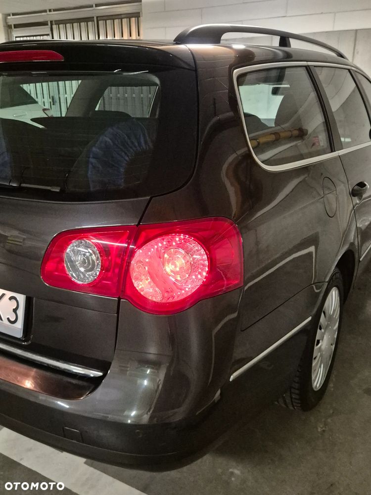 Volkswagen Passat 2.0 TDI DPF Highline - 7