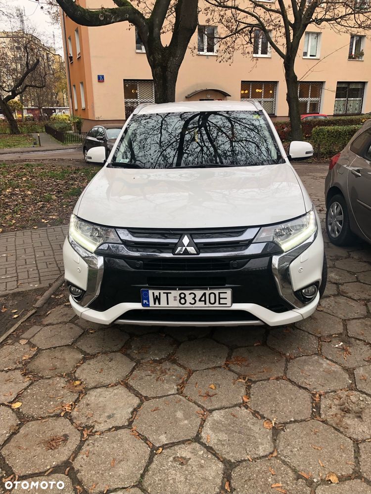 Mitsubishi Outlander 2.0 4WD Top - 1