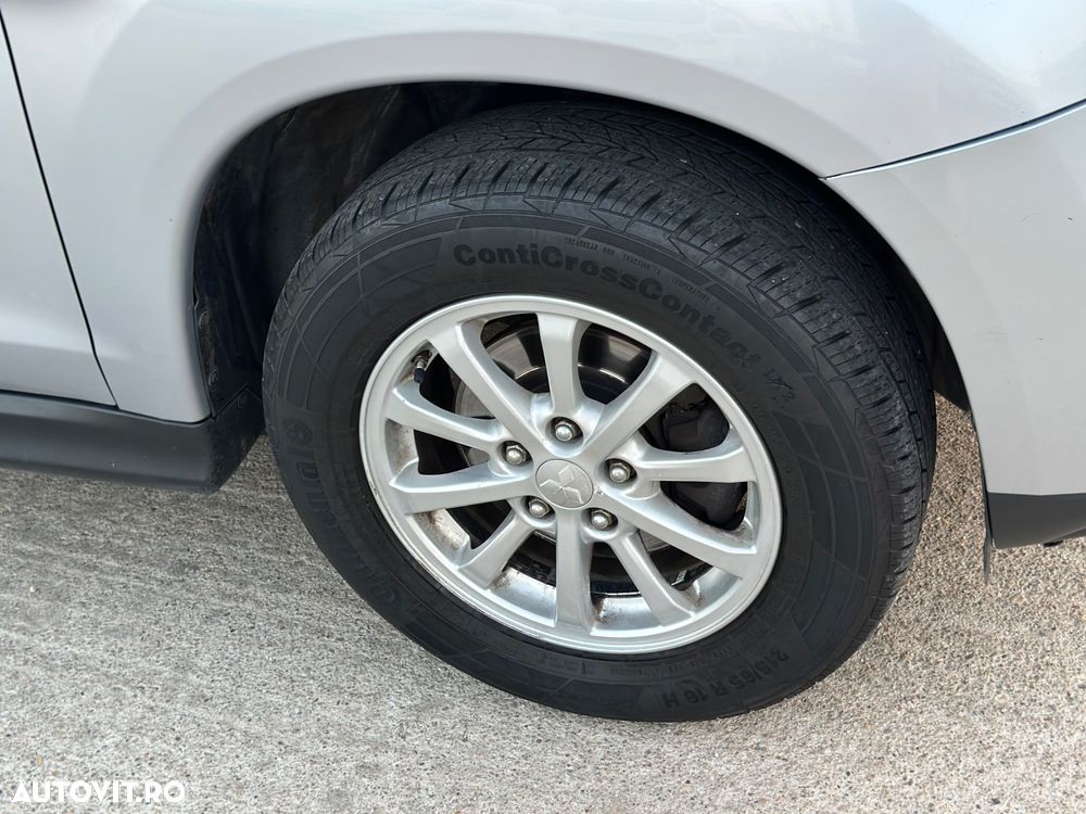 Mitsubishi ASX - 12