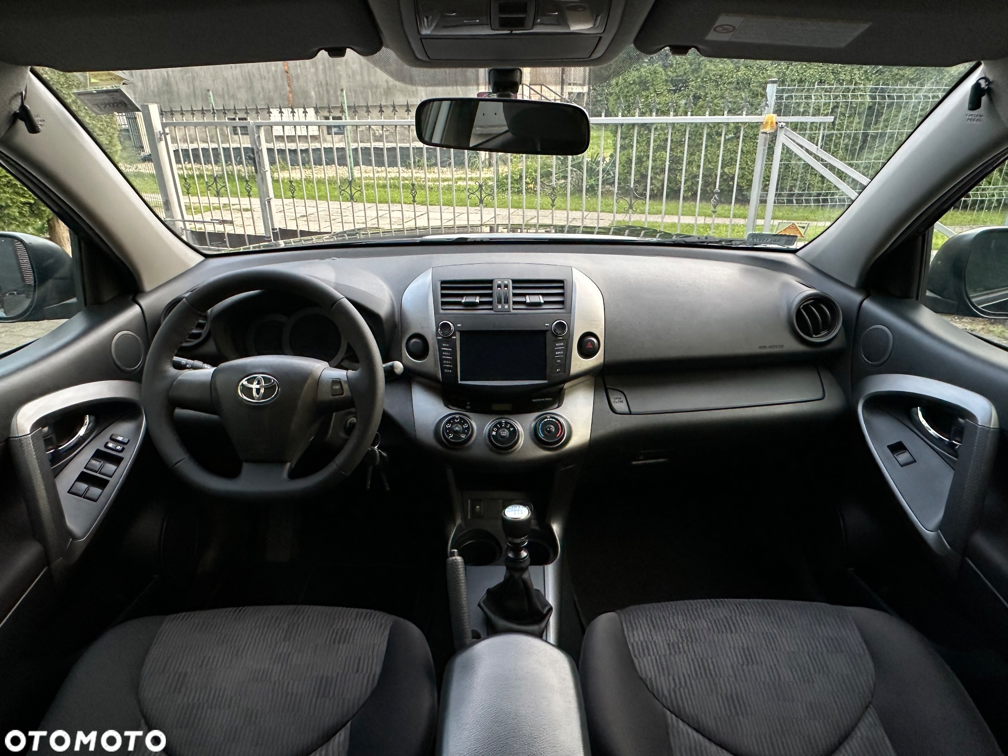Toyota RAV4 2.0 VVT-i 2010 - 15