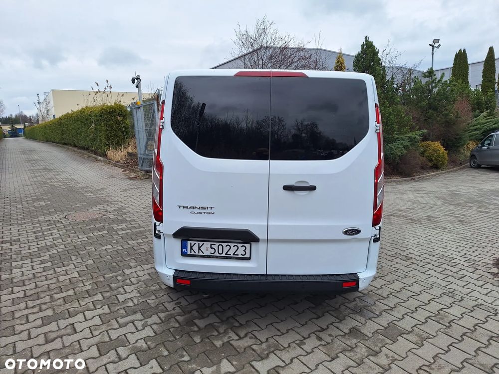 Ford Transit Custom - 8