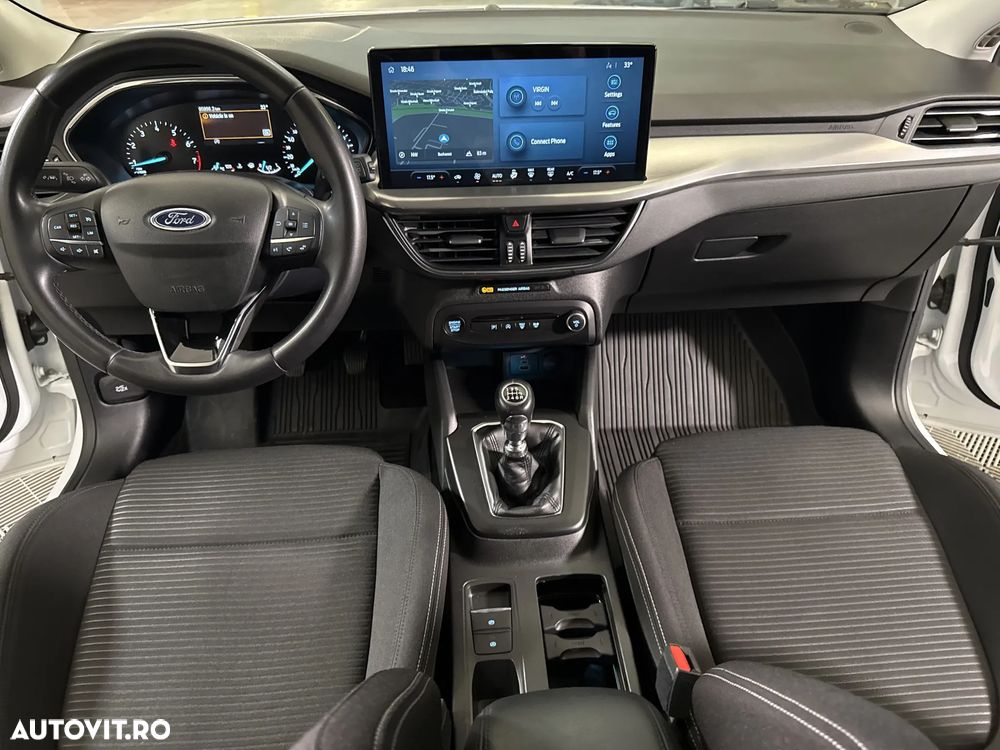 Ford Focus - 10