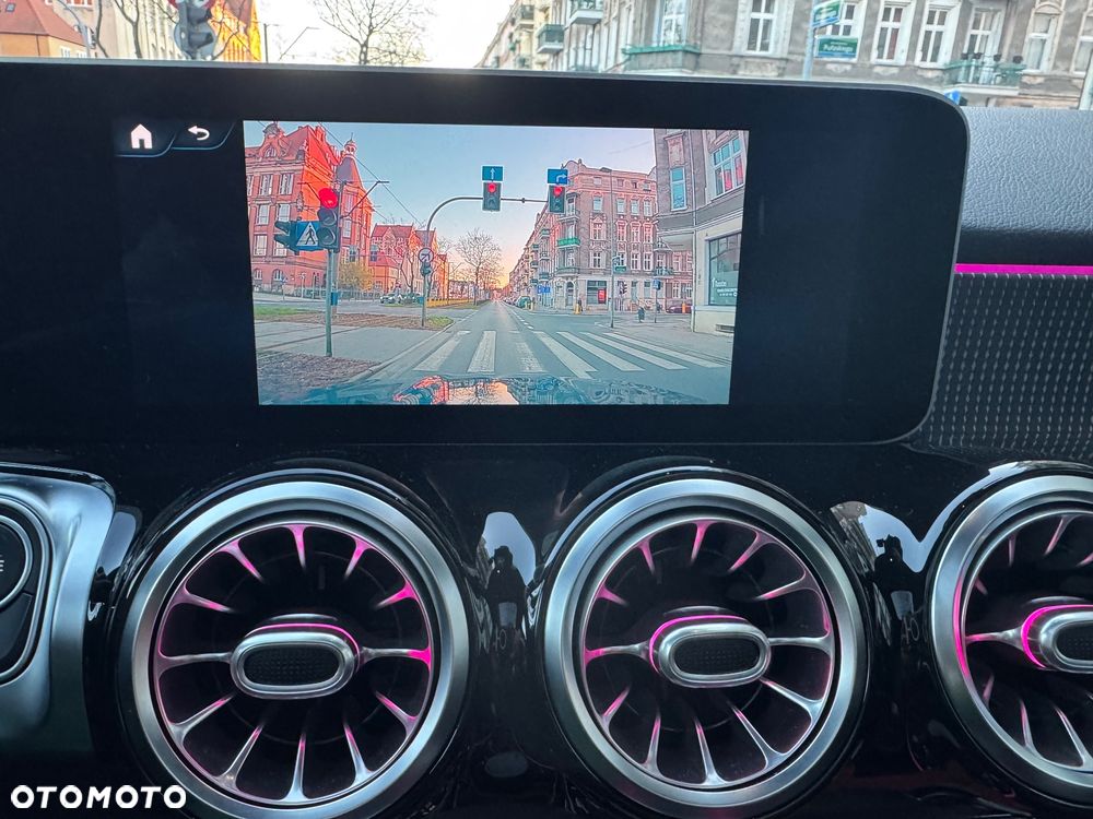 Mercedes-Benz GLB 200 d 8G-DCT Progressive Advanced - 33