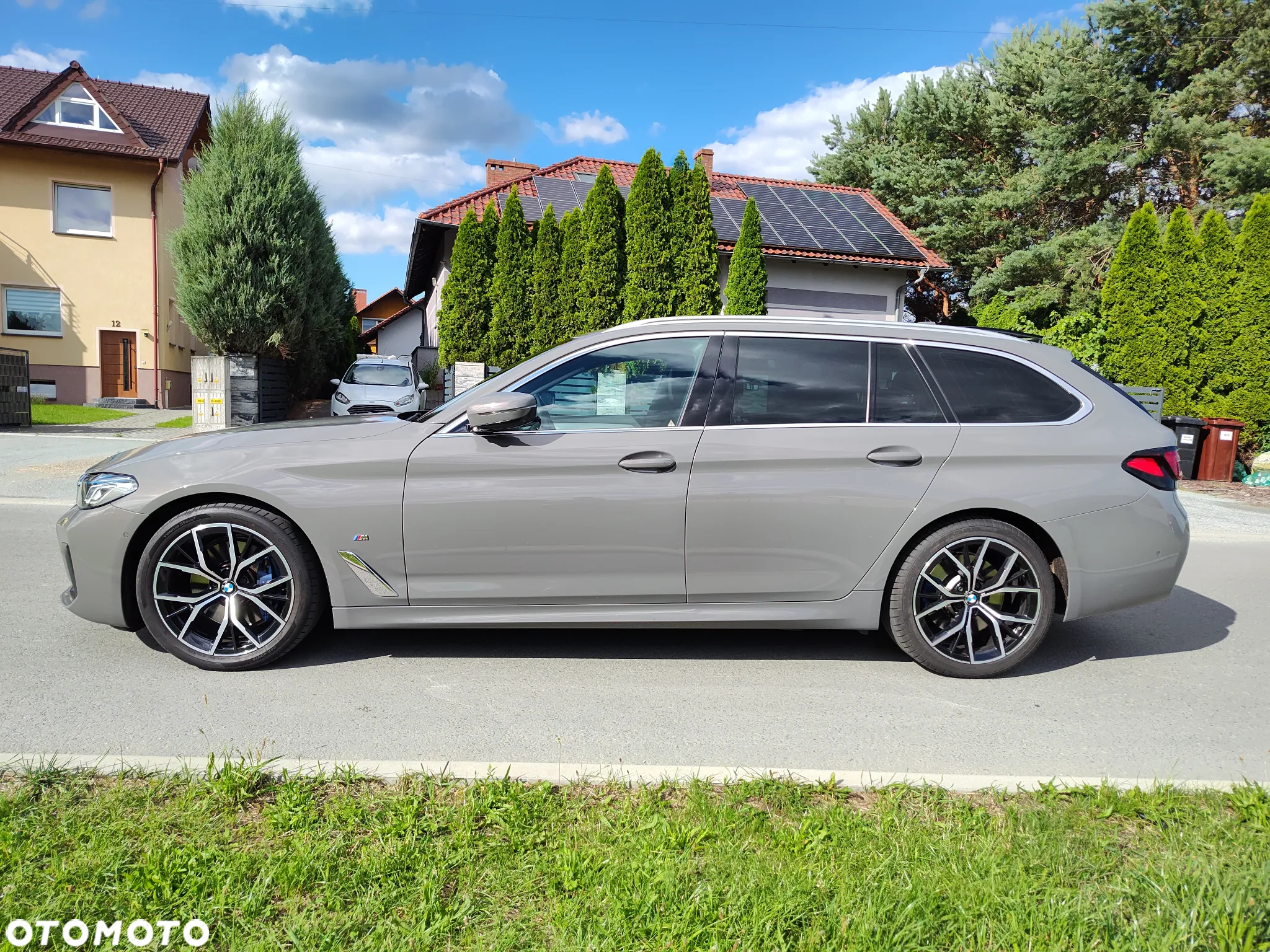 BMW Seria 5 530i Touring M Sport Edition - 4