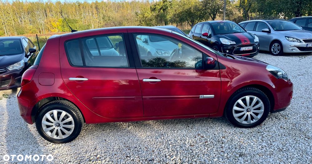 Renault Clio 2009 photo 5