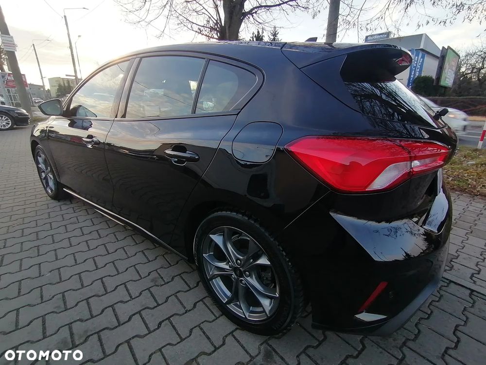 Ford Focus - 12