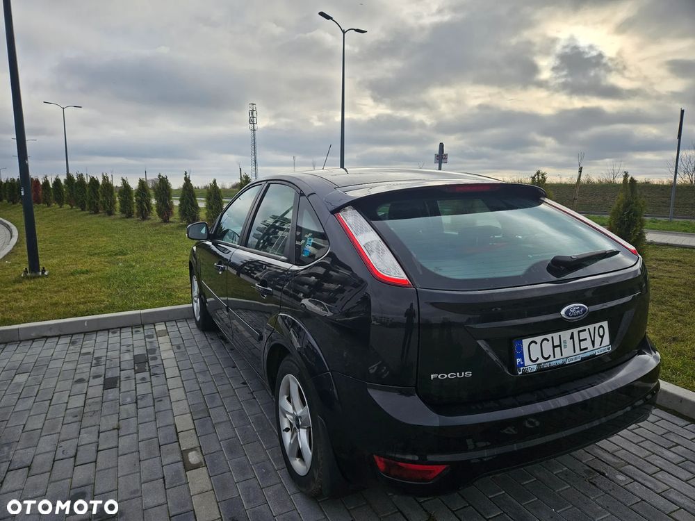 Ford Focus 1.6 Ambiente - 5