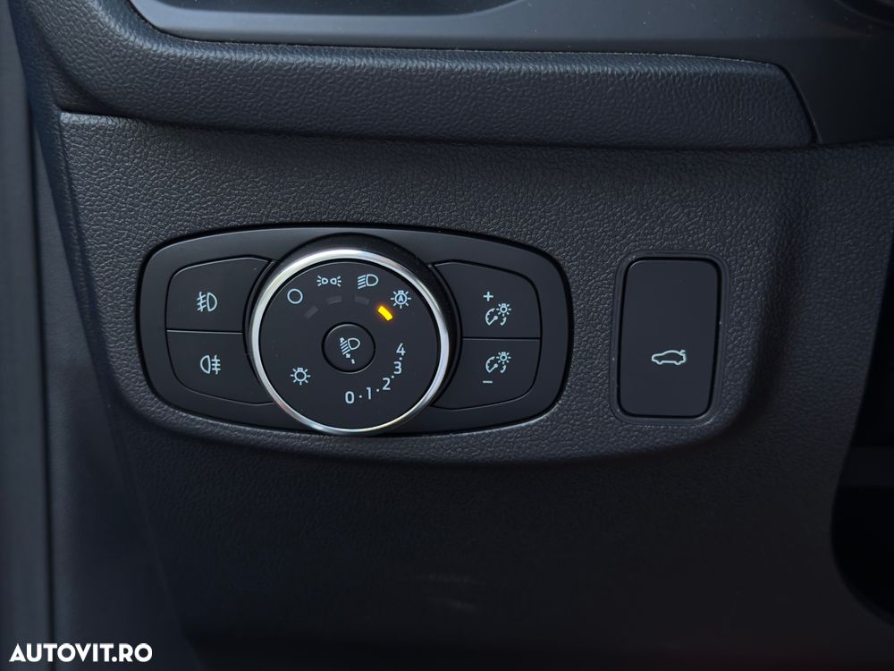 Ford Focus 1.5 EcoBlue Titanium X - 34