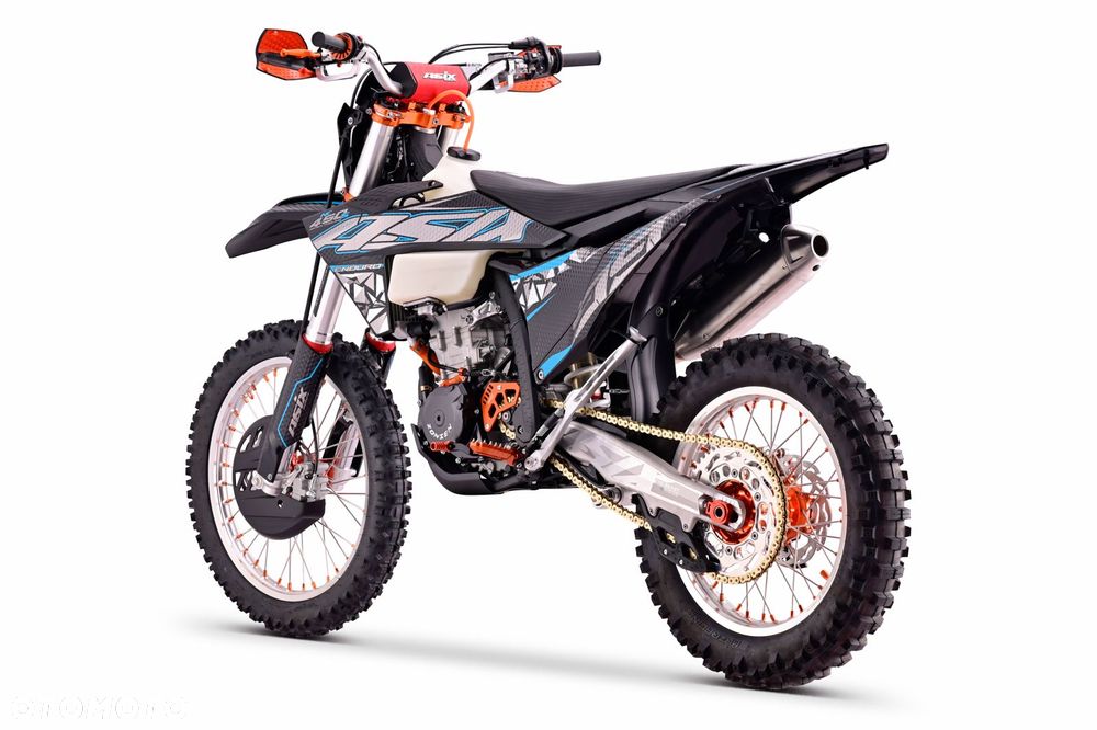 ASIX XT - 3