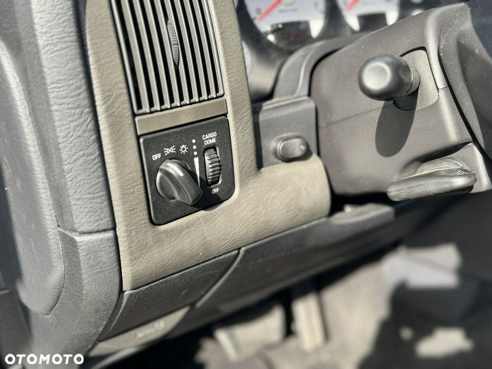 Dodge RAM - 21