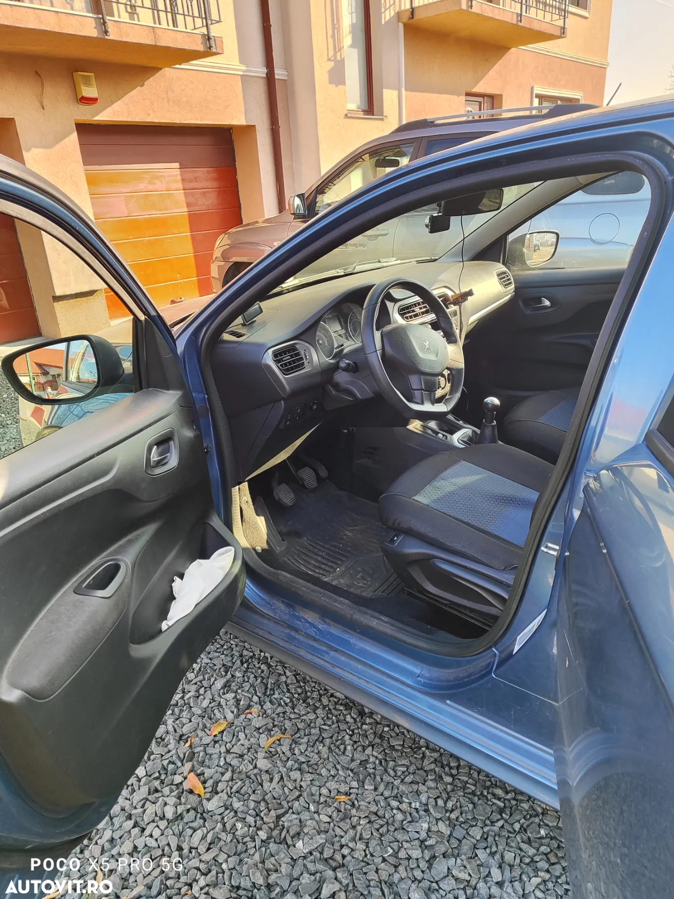Peugeot 301 1.2 VTi Active - 9