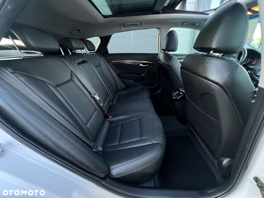 Hyundai i40 Kombi 1.7 CRDi DCT Premium - 29