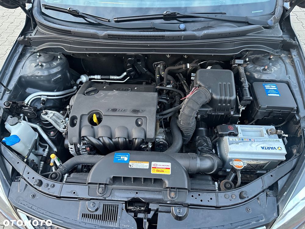 Kia Ceed 1.4 Comfort + - 23