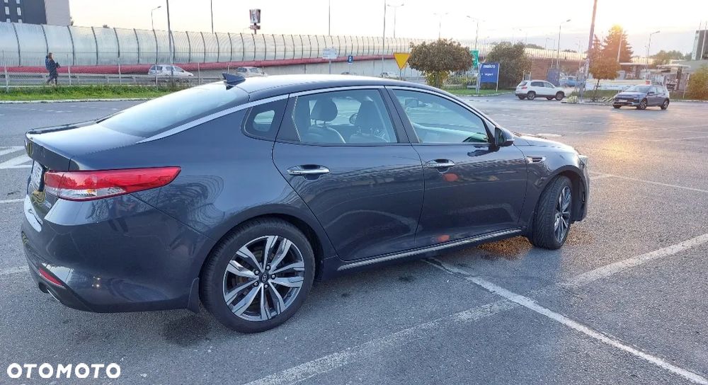 Kia Optima 1.7 CRDI XL DCT - 2