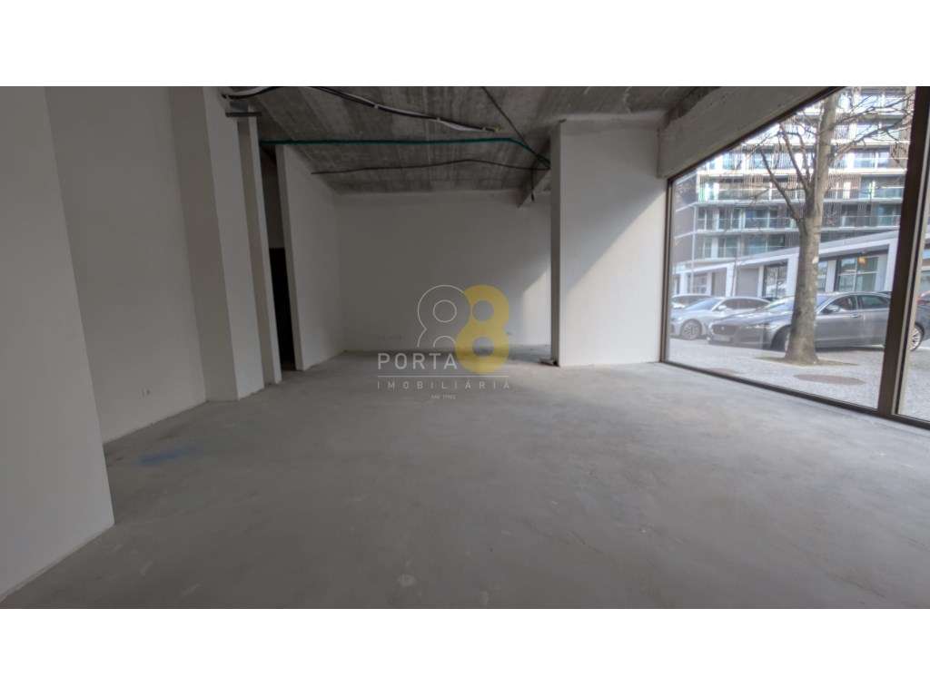 Espaço Comercial Novo em Matosinhos Sul - Localização Premium - Grande imagem: 2/20