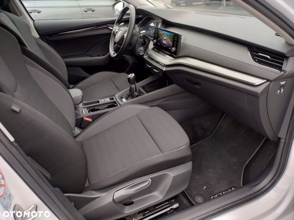 Skoda Octavia 1.5 TSI ACT Ambition - 10