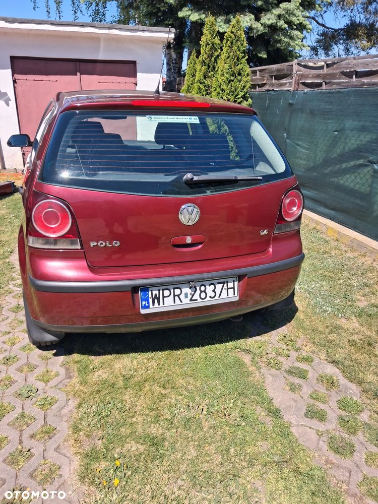 Volkswagen Polo 1.4 16V Trendline - 4