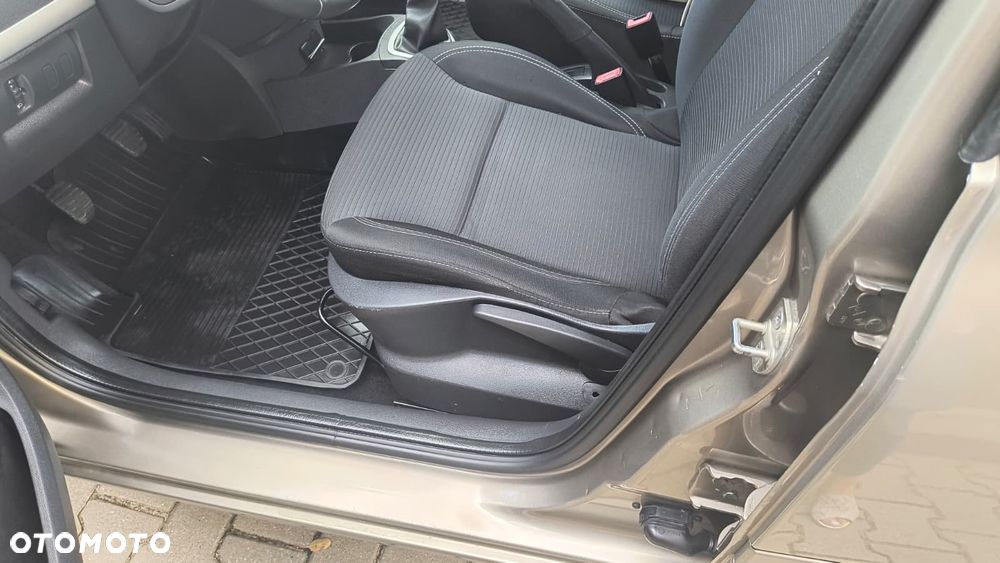 Renault Clio - 6