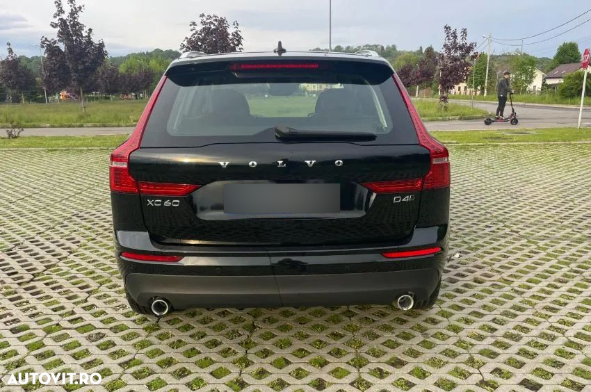 Volvo XC 60 D4 Momentum - 5