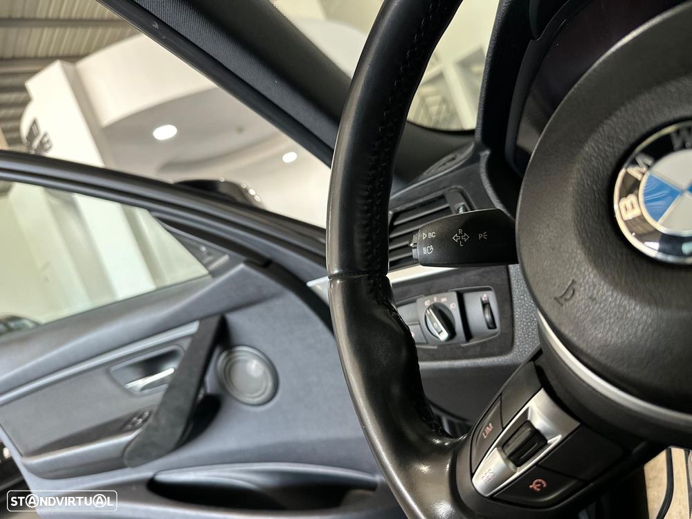 BMW 320 d Pack M - 53