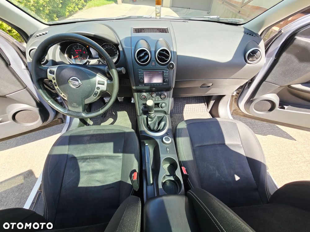 Nissan Qashqai 1.6 DCi 4x4 Tekna - 14