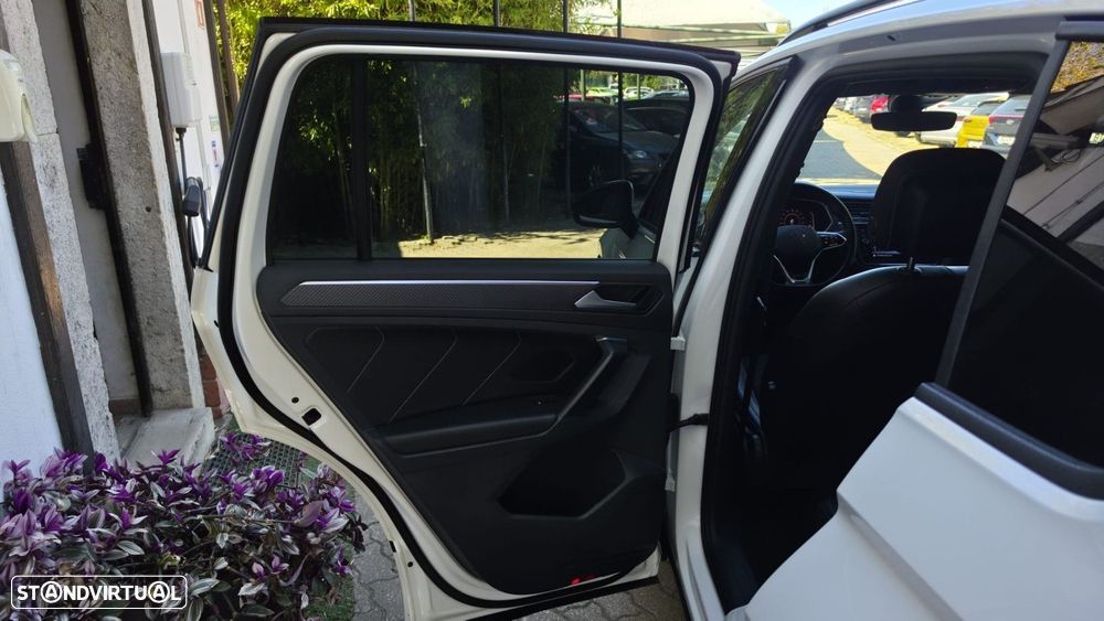 VW Tiguan 1.4 TSI eHybrid R-Line DSG - 12