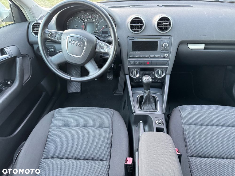 Audi A3 Sportback - 12