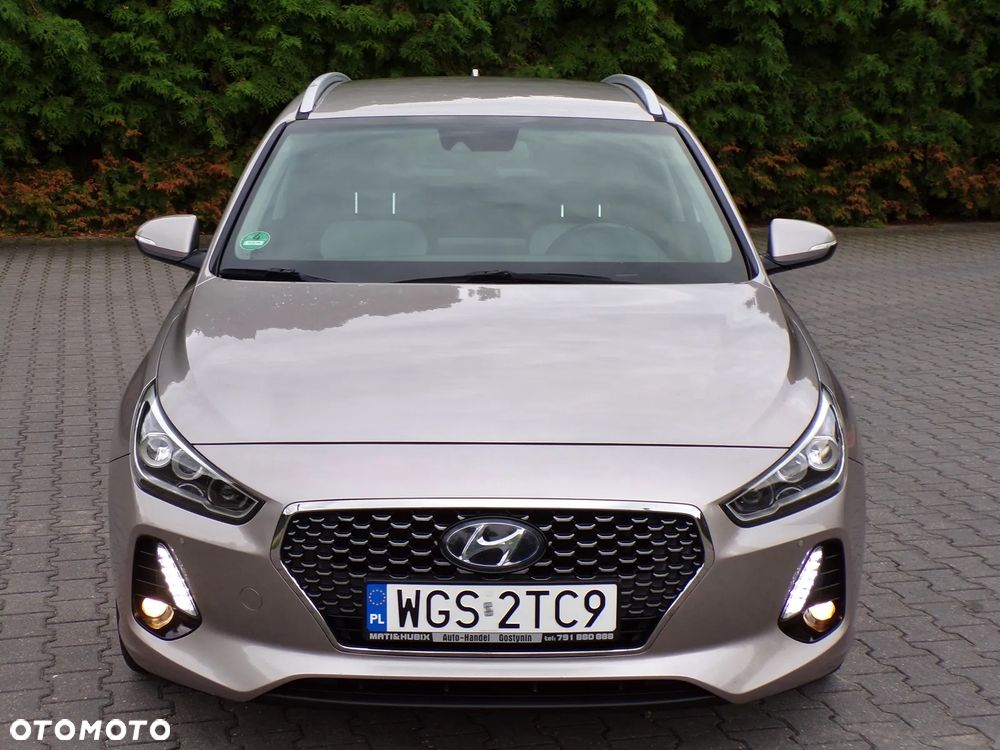 Hyundai i30 blue Kombi 1.6 CRDi Premium - 5