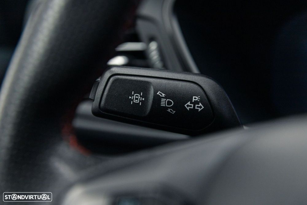 Ford Kuga 2.5 PHEV ST-Line - 31