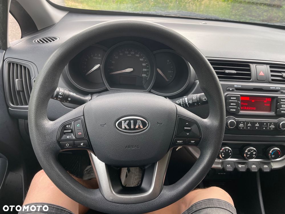 Kia Rio 1.2 Attract - 18