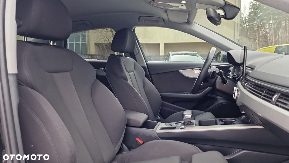 Audi A4 Limousine - 19