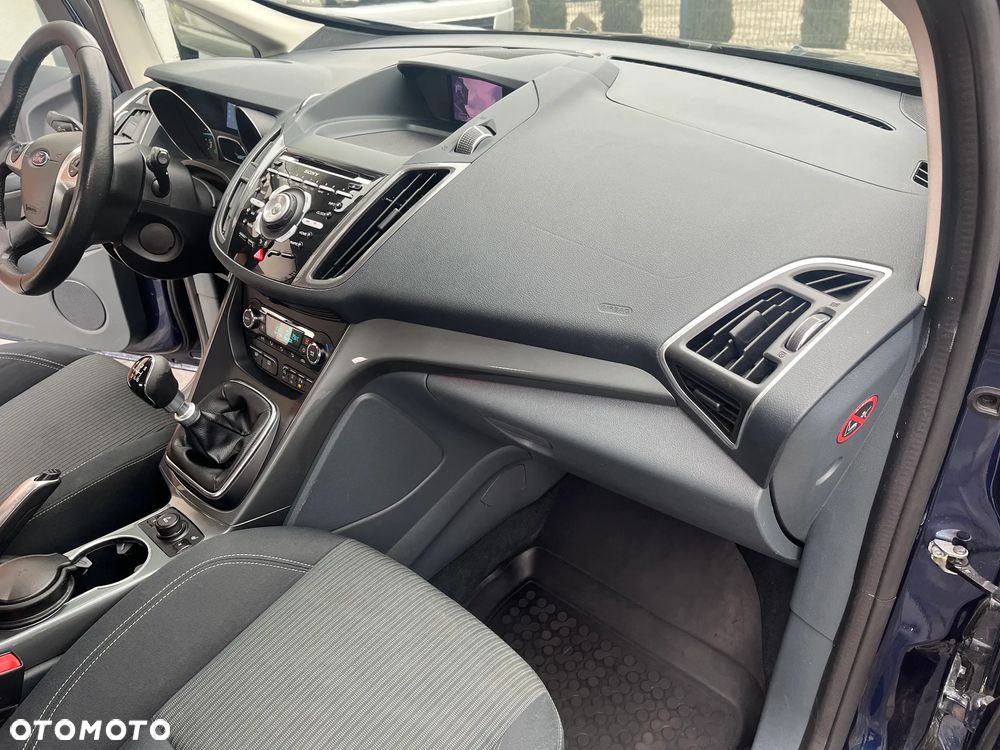 Ford Grand C-MAX 1.6 TDCi Start-Stop-System Titanium - 19