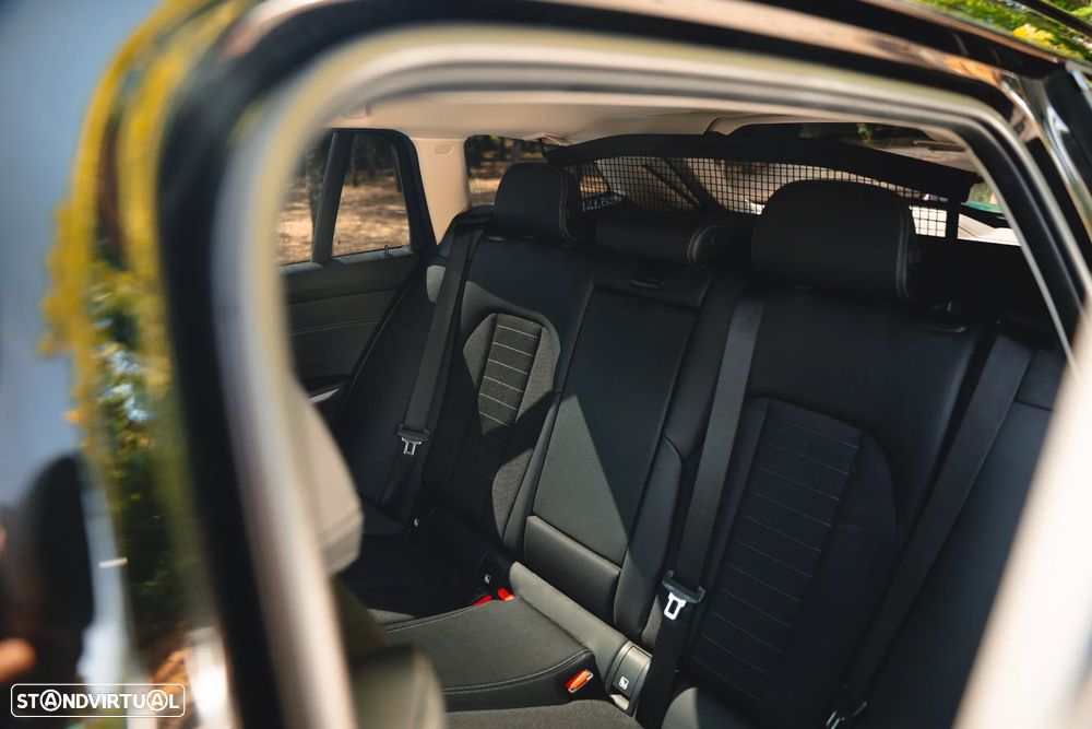 BMW 330 e Aut. - 21