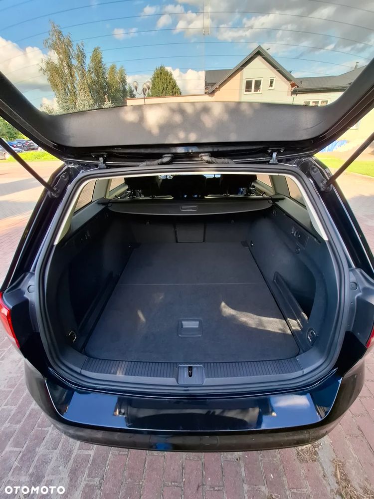 Volkswagen Passat 1.8 TSI BMT Comfortline DSG - 18