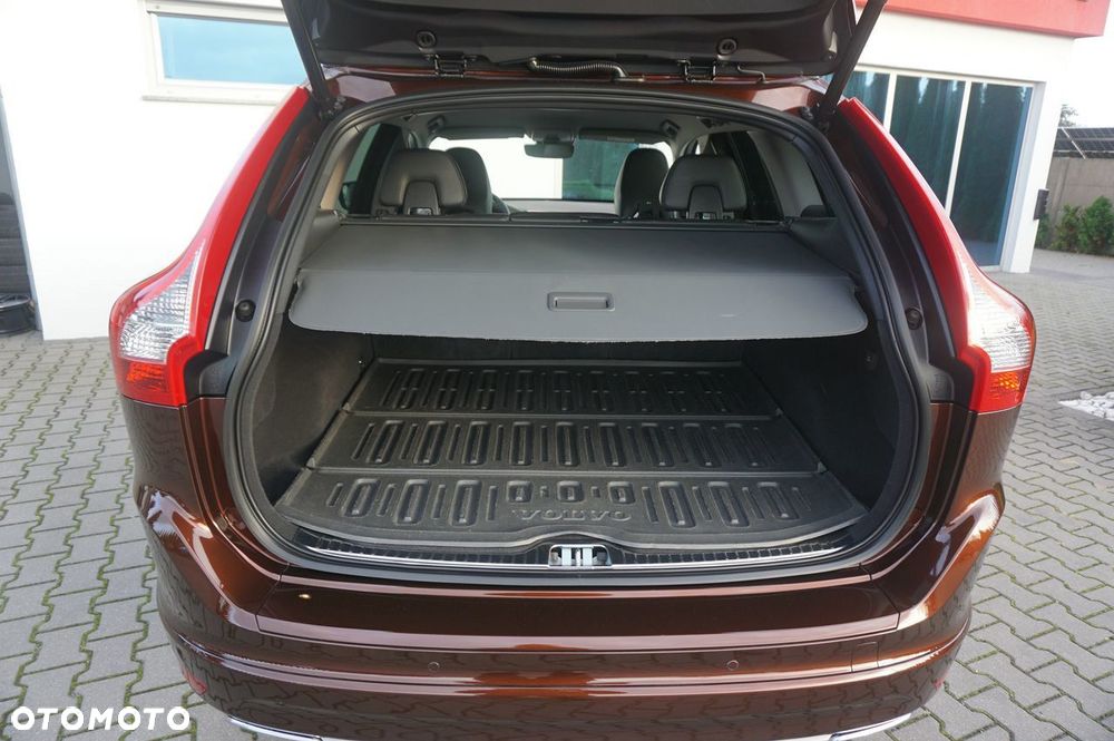 Volvo XC 60 D4 Geartronic Summum - 27