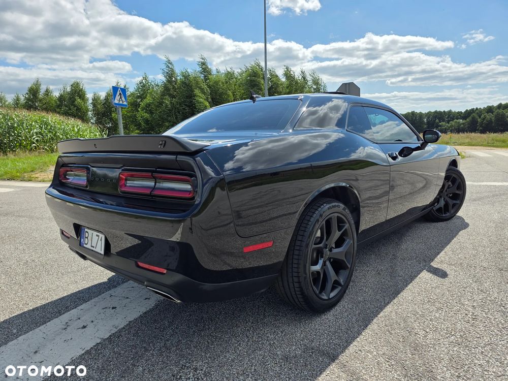 Dodge Challenger 3.6 SXT Plus - 16