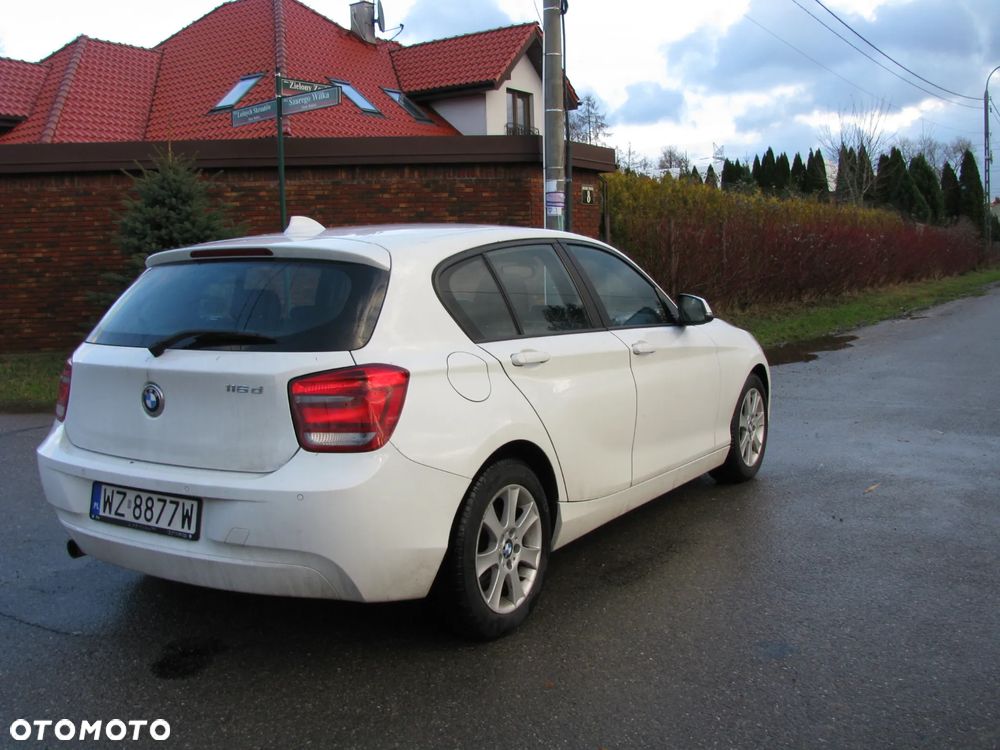 BMW Seria 1 116d - 6