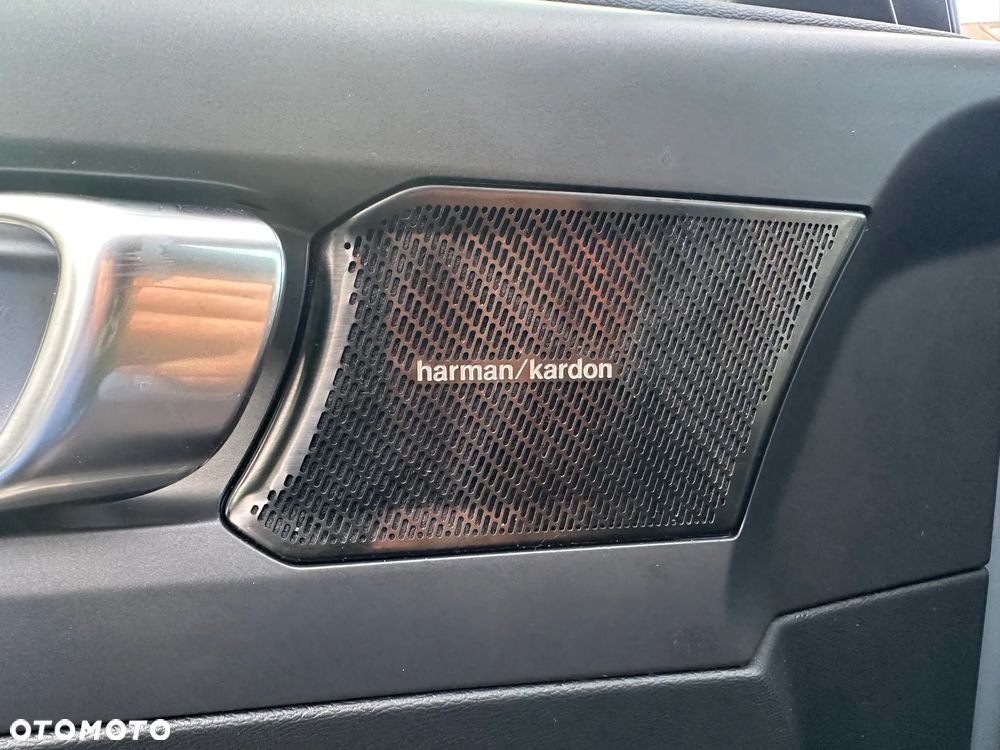 Volvo XC 40 - 13